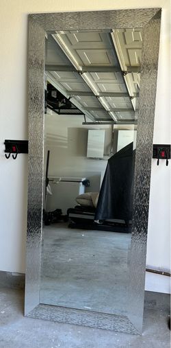 Large mirror