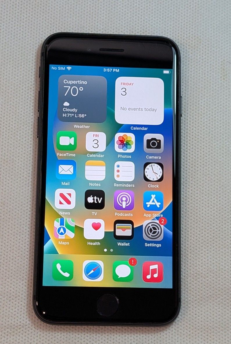 NICE APPLE iPhone 8 64GB AT&T CRICKET CELL PHONE 