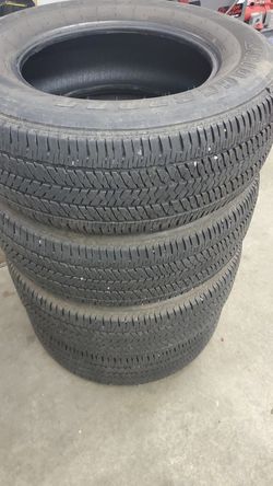 265/65R17 Bridgestone Dueler H/T tires