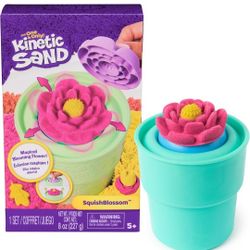 Kinetic Sand- Squish Blossom