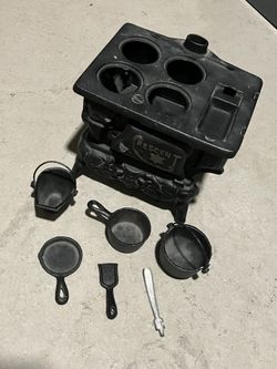 Antique Cast-Iron Stove Oven Toy