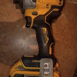 DeWalt Atomic 