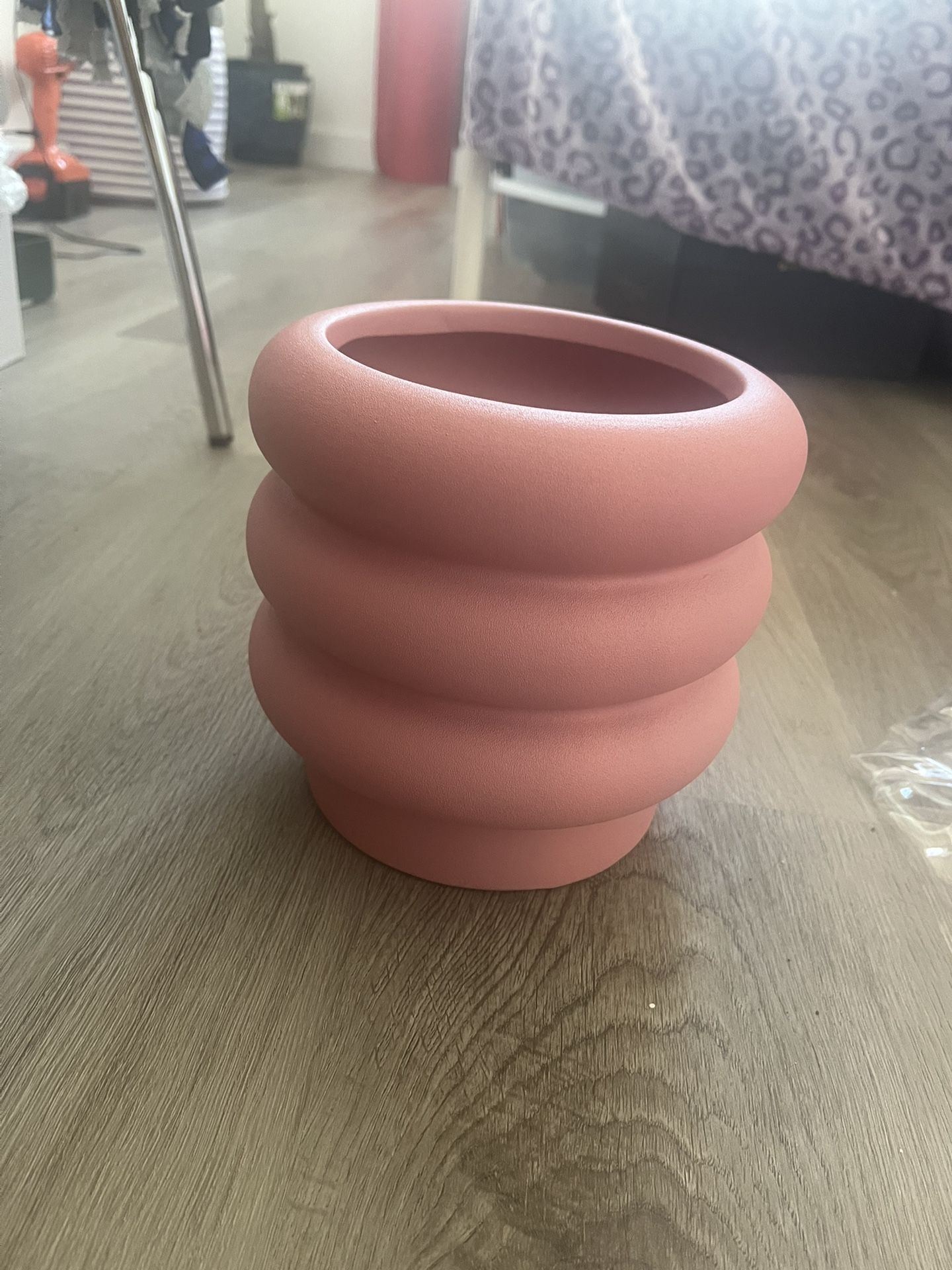New Pink Ceramic Planter Pot 