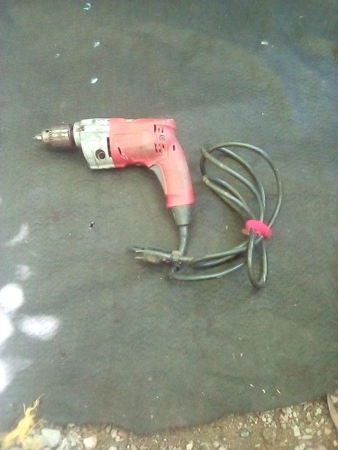 Milwaukee Magnum Hole Shooter Drill Driver