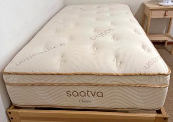 Saatva Classic Twin Mattress, Firm, 11.5"
