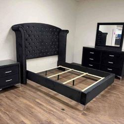 LUCINDA VELVET  UPHOLSTERED PANEL BEDROOM SET