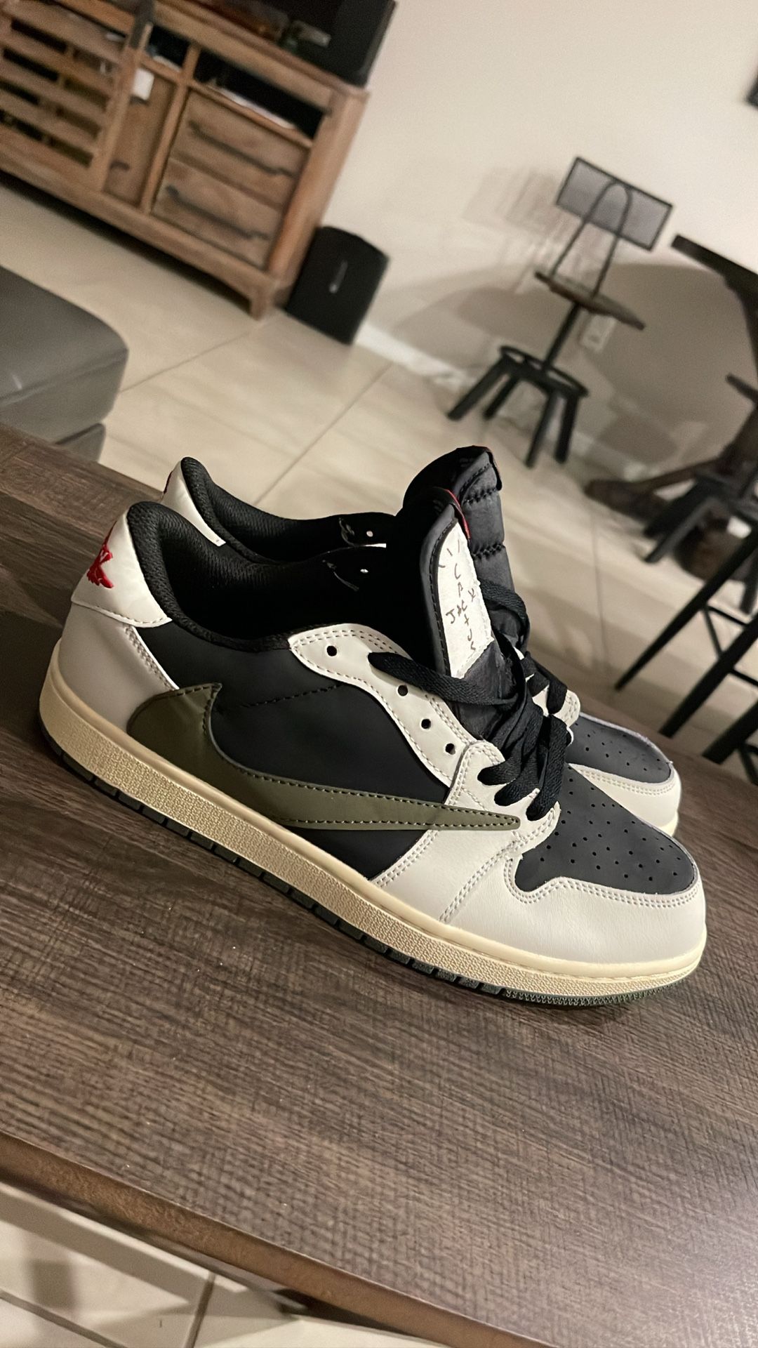 Air Jordan 1 Low Travis Scott Size 9.5
