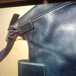 COACH GENUINE LEATHER HANDBAG