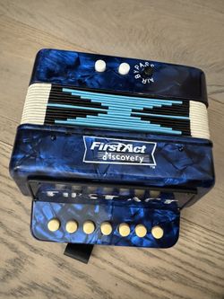 FirstAct discovery Accordion (vintage)