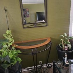 Entry Table With Mirror