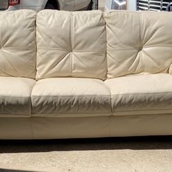 Couch / Sofa