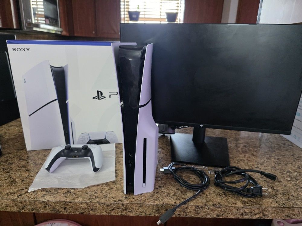 PLAYSTATION 5 DISK VERSION + MONITOR GAMER
