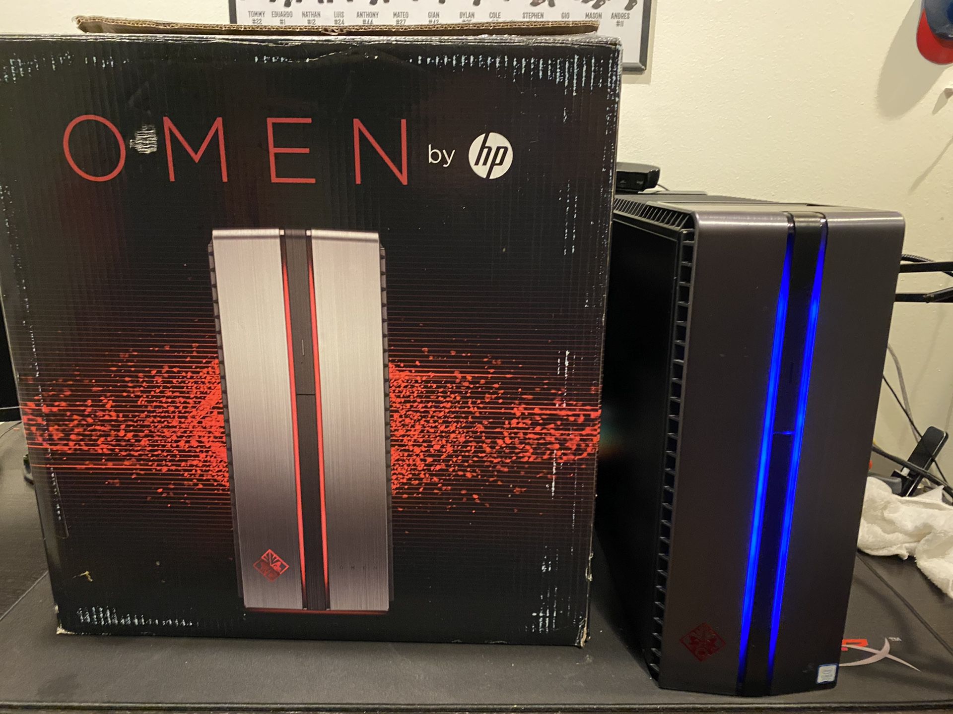 Gaming PC HP - OMEN by HP Desktop - Intel Core i5 - 8GB Memory - NVIDIA GeForce GTX 1060 - 1TB Hard Drive - Brushed Aluminum (200+fps on all games)