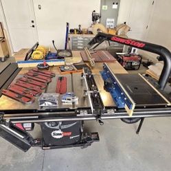 SawStop Professional Table Saw (Can Deliver)