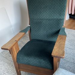  Antique Royal Chair Recliner