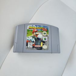 Nintendo 64 Mario Kart game