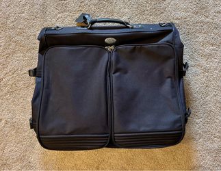 Rexford Ricardo Beverly Hills garment bag