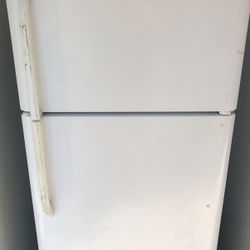 Frigidare Refrigerator