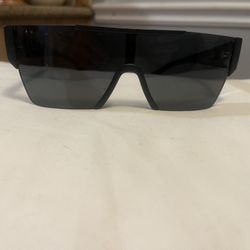 Burberry Sunglasses 