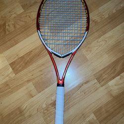 Tennis Racket - Volkl Tour 8 V-Engine MidPlus 