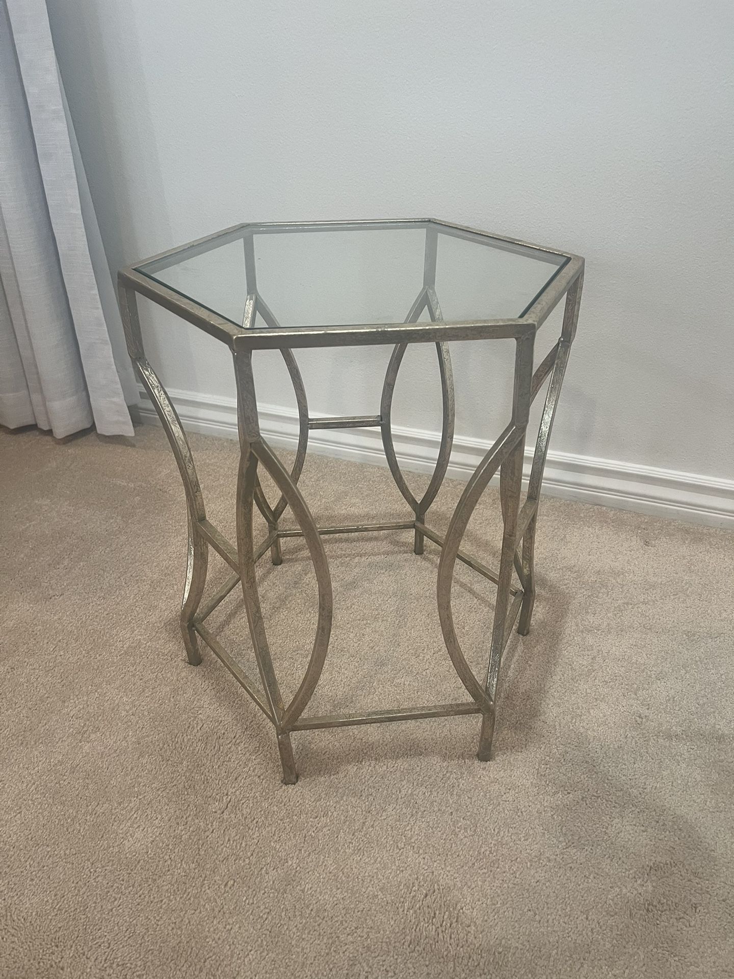 Accent Table