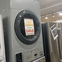  Cross Over Washer & Dryer Works With Quarters Only 