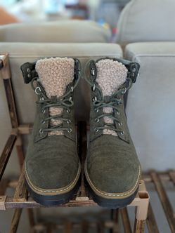 Time & Tru Women's Boots