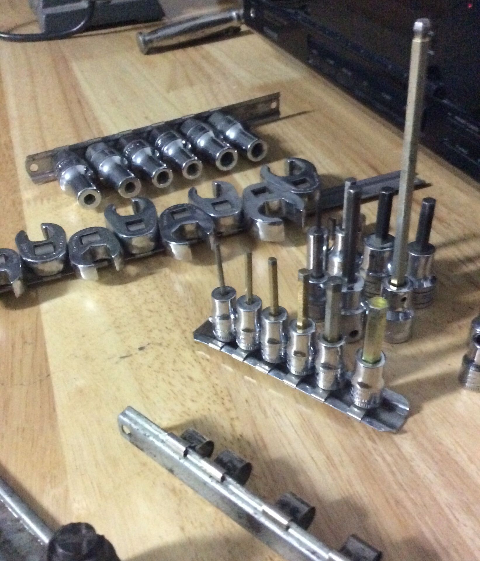 Snap on tools,crows foot ,hex sockets, stud installer and other specialty