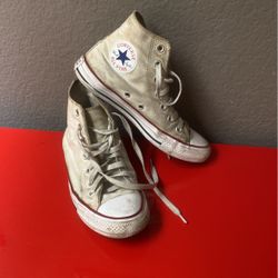 Converse High Tops Size 7 Women’s/size 5 Men’s 
