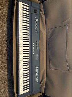 Studio Logic SL-990 xp Weighted Action Midi Keyboard