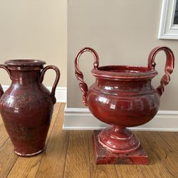Italian pottery. Two pieces