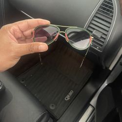 Gucci Sunglasses 