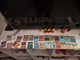 Pokémon holos and reverse 25 cards $40