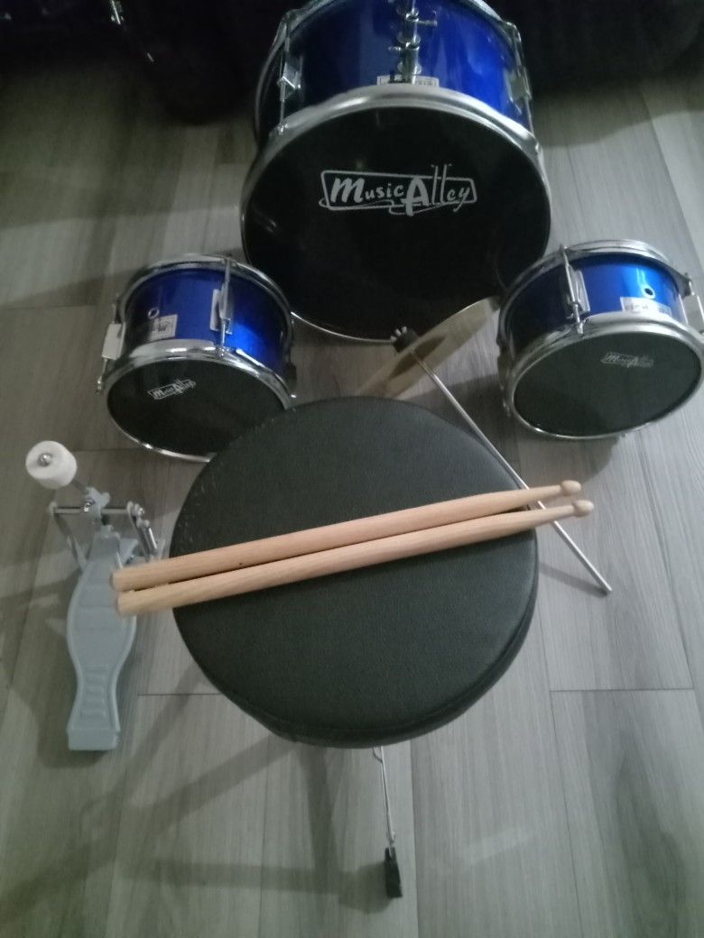 MUSIC ALLEY DRUM KIT