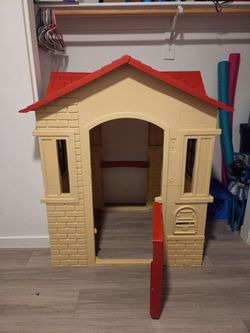 Kids Playhouse