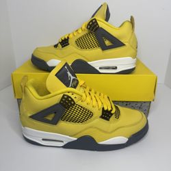 Jordan 4 Retro Lightning Size 9.5 