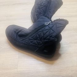 JBU Black Quilted Winter Boots with Side Zipper