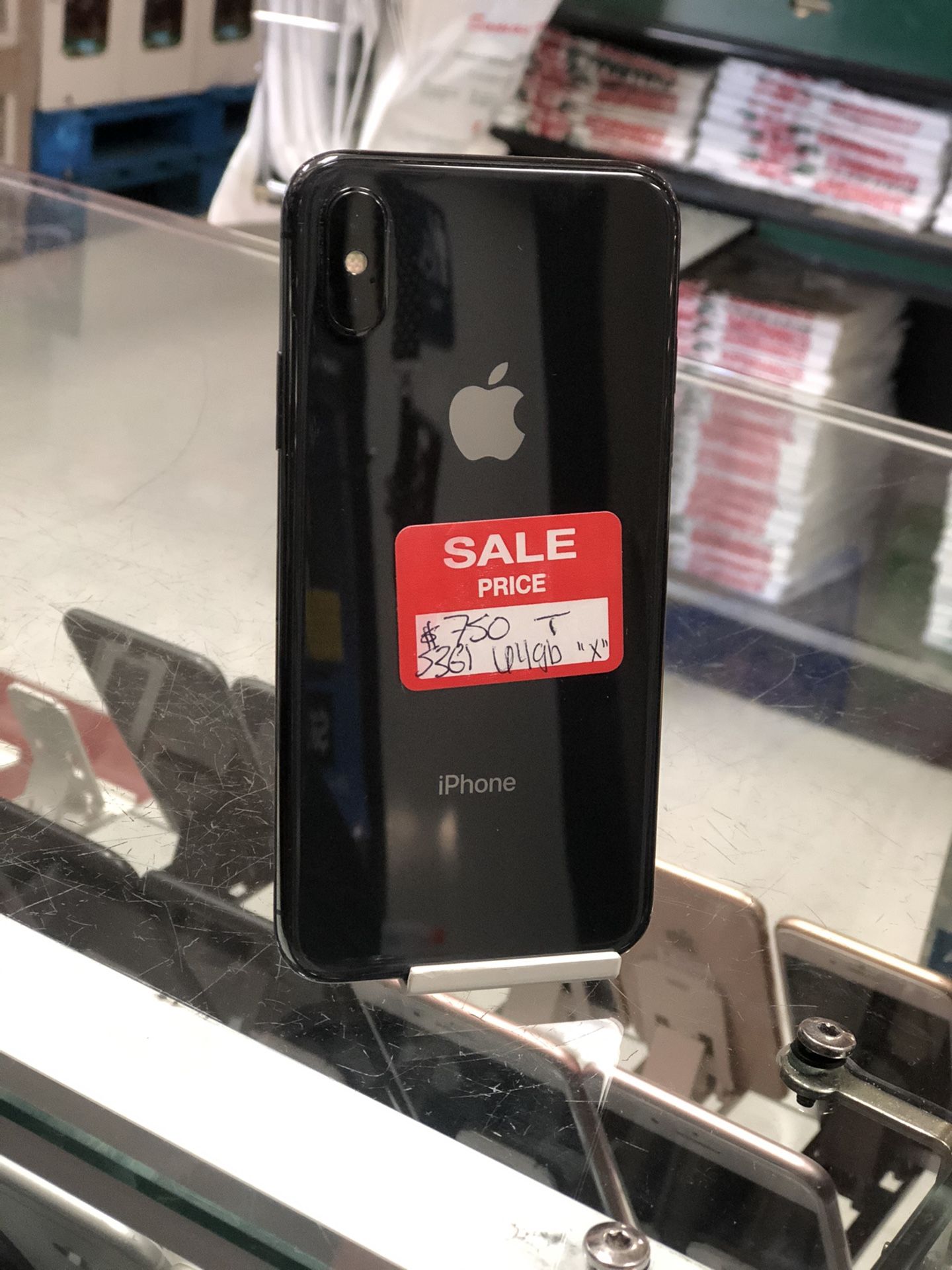 iPhone X * financing available *