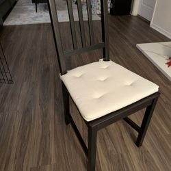 IKEA Stefan Chairs Set Of 4