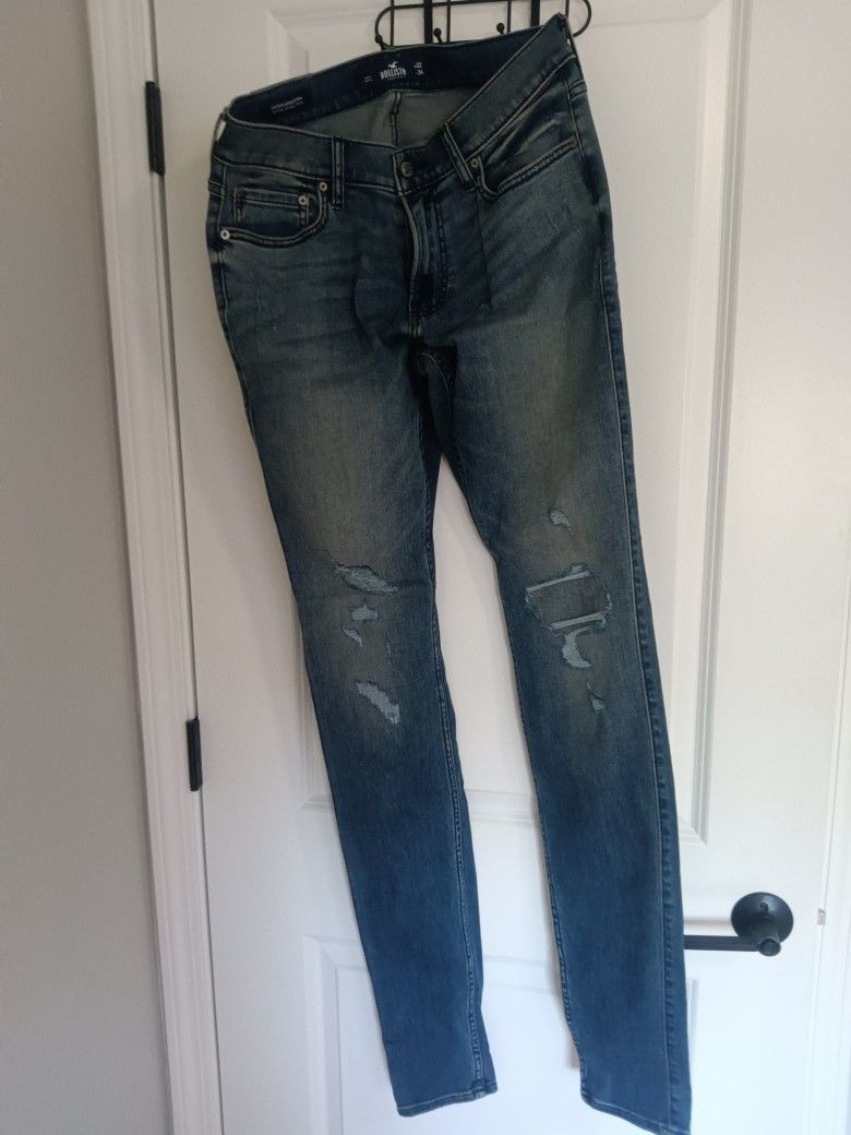 4 New Jeans. 32x34