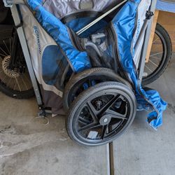 Schwinn Shuttle Foldable Bike Trailer 