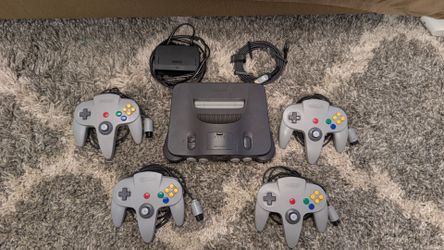 N64 RetroGEM and RGB Modded with 4 Controllers