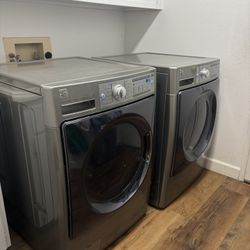 Kenmore Elite washer/dryer For Sale 