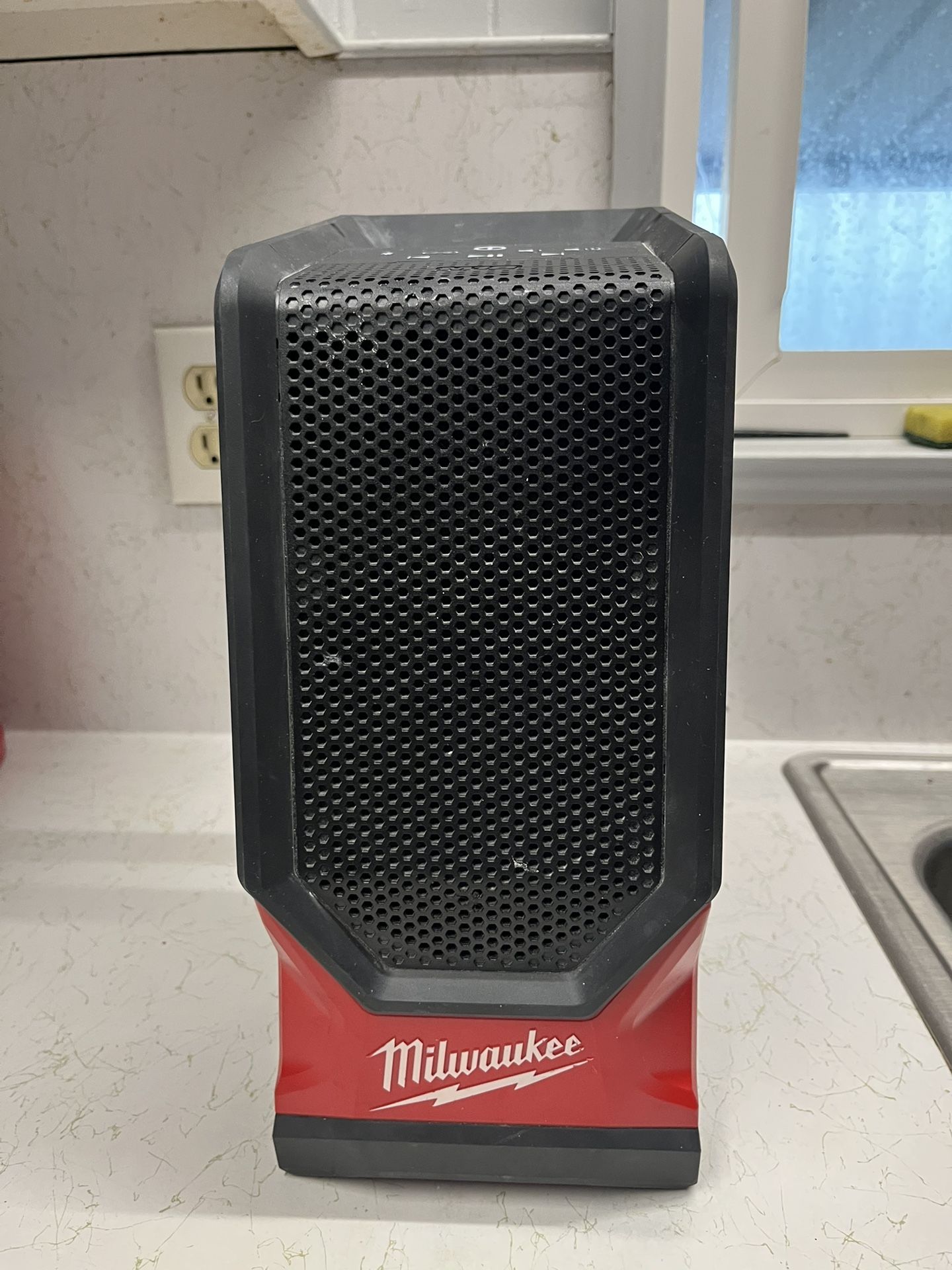 Milwaukee speaker