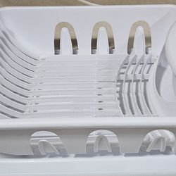 White Dish Rack and Drainer +10 Free Silicone Food Storage Bags