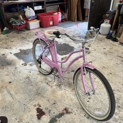 Schwinn Beach Cruiser