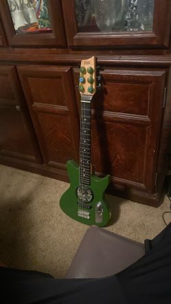 A First Act Discovery Guitar