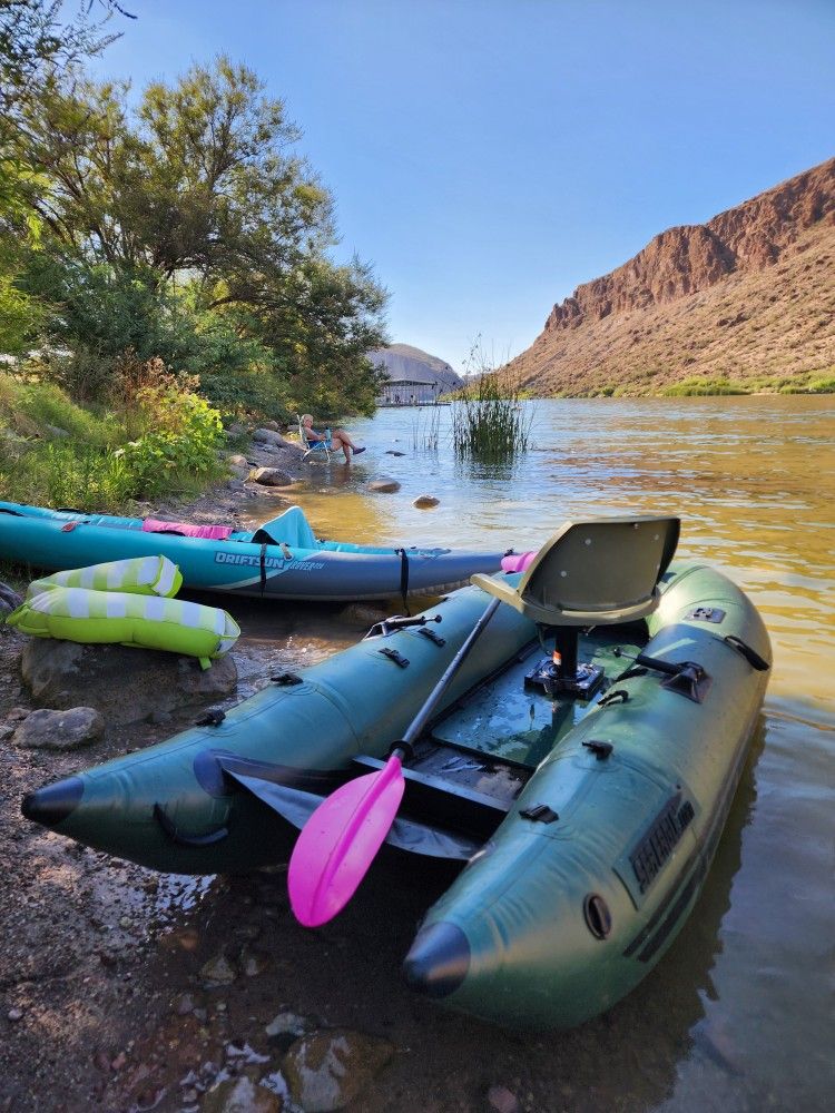 Inflatable Fishing Boat W New Motor