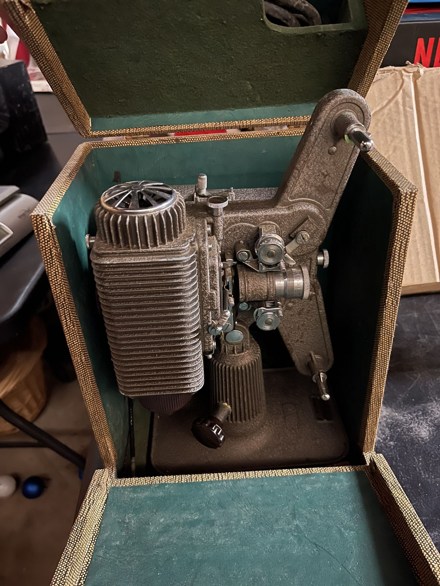 Old Projector- Tested And Works!