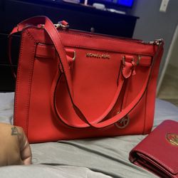 Micheal Kors Purse 50 OBO 